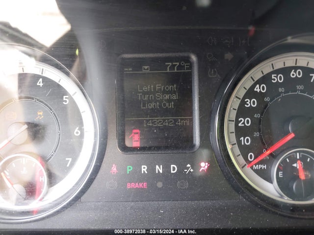 RAM 1500 Express  4x4 5'7 Box 2017 3C6RR7KT3HG564141 Image 7