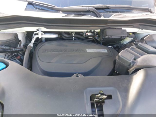 5FNYF6H02JB007771 Honda Pilot Elite