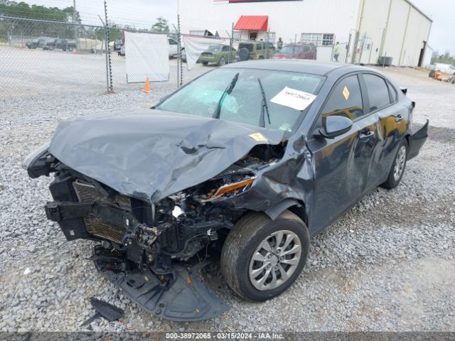 3KPF24ADXME312403 KIA FORTE FE