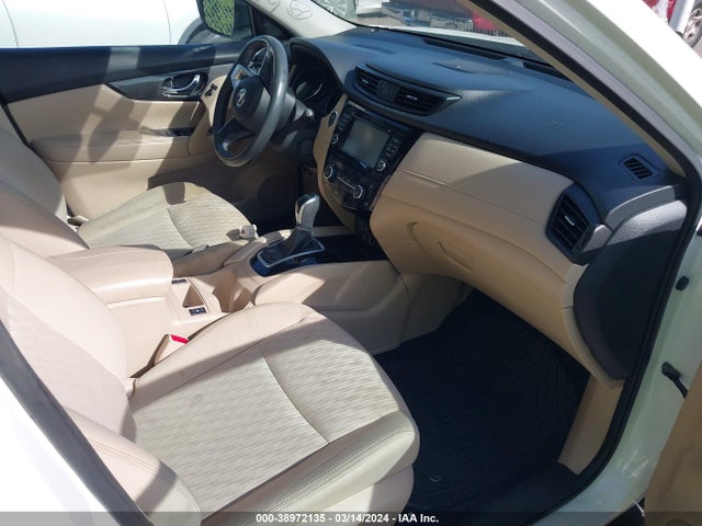 Nissan ROGUE SV 2017 5N1AT2MV5HC856767 Image 5