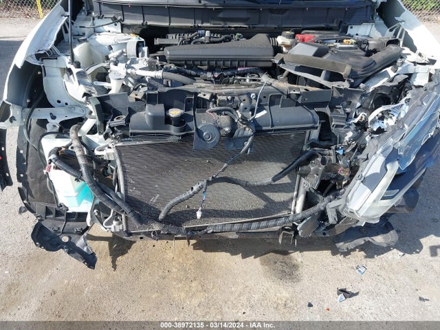 Nissan ROGUE SV 2017 5N1AT2MV5HC856767 Image 6