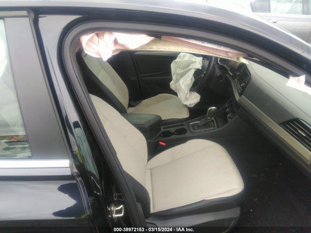 3VWC57BU5KM259572 Volkswagen Jetta 1.4t R-line/1.4t S/1.4t Se