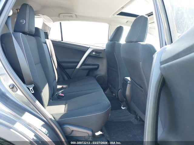 Toyota Rav4 Xle 2016 2T3RFREV0GW437033 Image 8