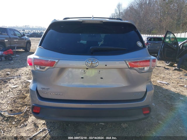 Toyota Highlander Xle V6 2014 5TDKKRFH4ES023144 Image 16