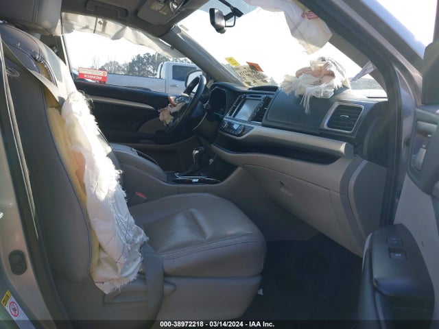 Toyota Highlander Xle V6 2014 5TDKKRFH4ES023144 Image 5