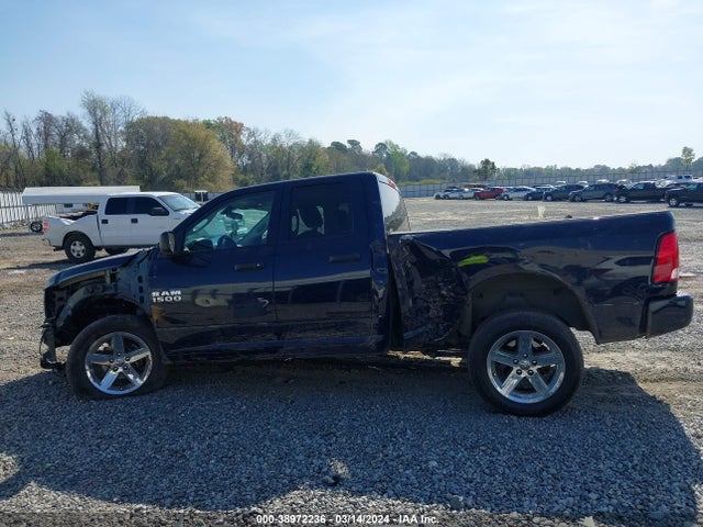 RAM 1500 Express Quad Cab 4x4 6'4 Box 2017 1C6RR7FG0HS867948 Image 14