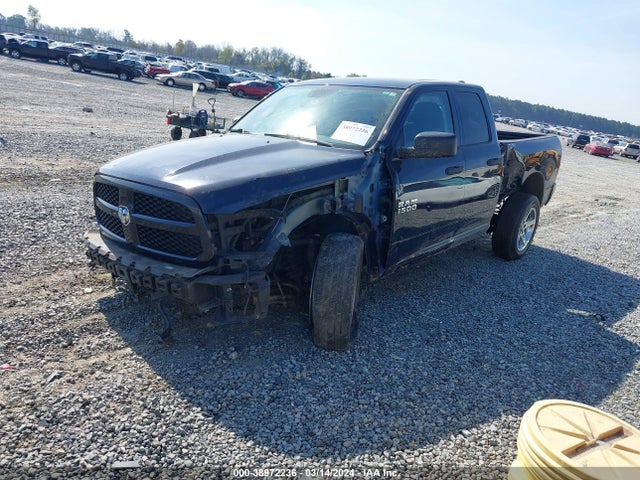 RAM 1500 Express Quad Cab 4x4 6'4 Box 2017 1C6RR7FG0HS867948 Image 2