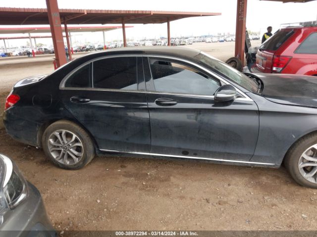 55SWF4JB9HU233015 Mercedes-Benz C 300 Luxury/sport