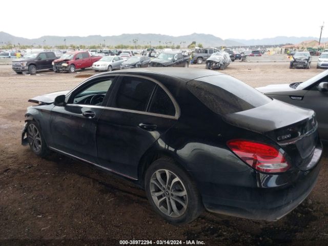 55SWF4JB9HU233015 Mercedes-Benz C 300 Luxury/sport