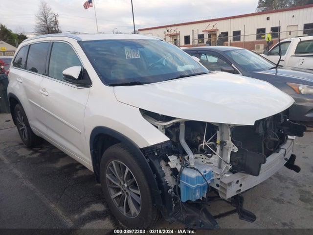 Toyota Highlander Xle 2017 5TDJZRFH9HS512845 Image 14