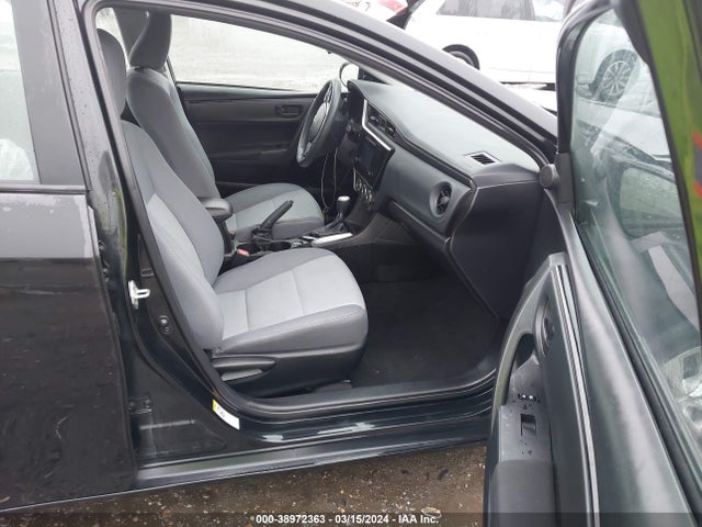 Toyota COROLLA L 2018 5YFBURHE6JP777405 Image 5