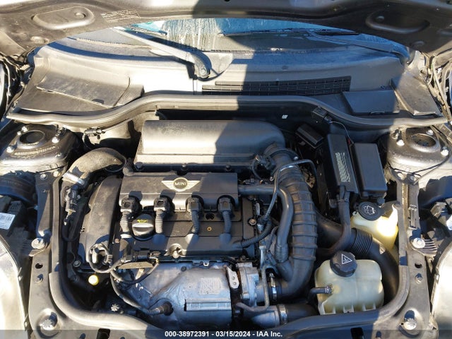 2008 MINI COOPER S WMWMF73578TV33101 Photo 9