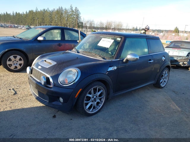 2008 MINI COOPER S WMWMF73578TV33101 Photo 1