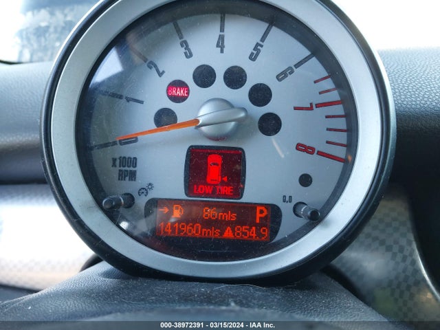 2008 MINI COOPER S WMWMF73578TV33101 Photo 6