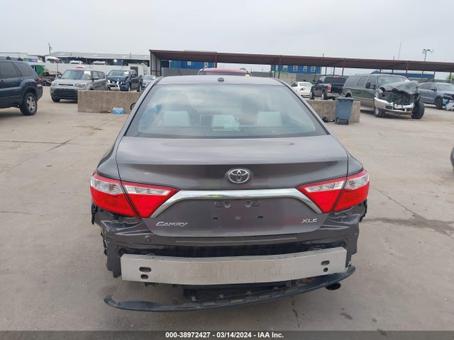 Toyota CAMRY XLE 2016 4T4BF1FK0GR532181 Image 17