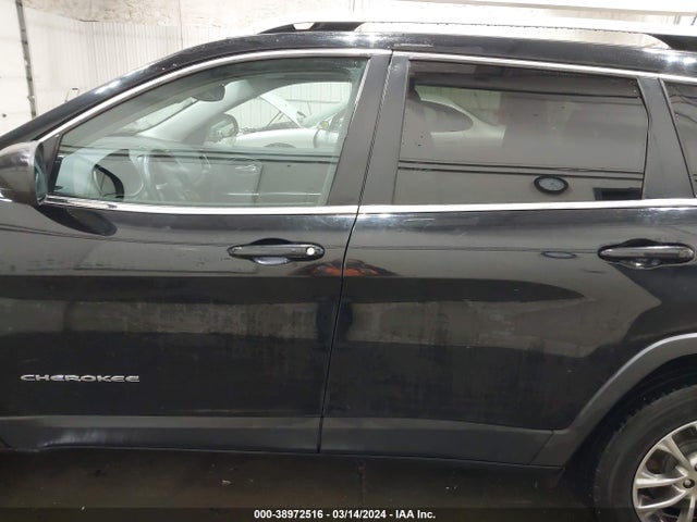 1C4PJMLN0KD211432 Jeep Cherokee Latitude Plus 4x4