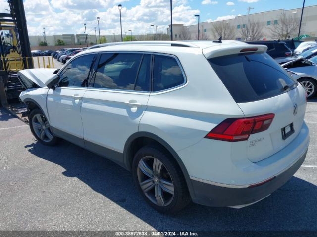 3VV3B7AX7LM039313 Volkswagen Tiguan 2.0t Se/2.0t Se R-line Black/2.0t Sel