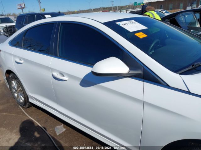 5NPE24AF7KH750866 Hyundai SONATA SE