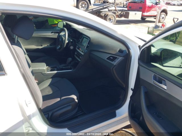 5NPE24AF7KH750866 Hyundai SONATA SE
