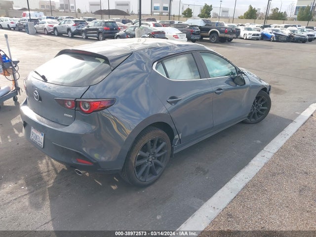 JM1BPALM3P1623352 Mazda Mazda3 2.5 S Carbon Edition