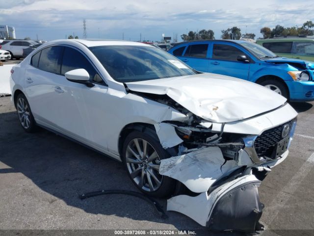 38972608 :رقم المزاد ، 3MZBPAEM1LM124542 vin ، 2020 Mazda Mazda3 Premium Package مزاد بيع