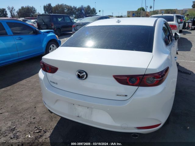 3MZBPAEM1LM124542 Mazda Mazda3 Premium Package