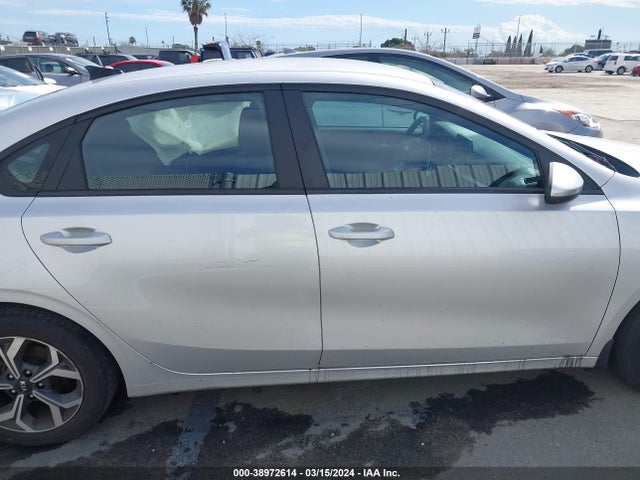 KIA Forte Lxs 2019 3KPF24ADXKE083704 Image 12