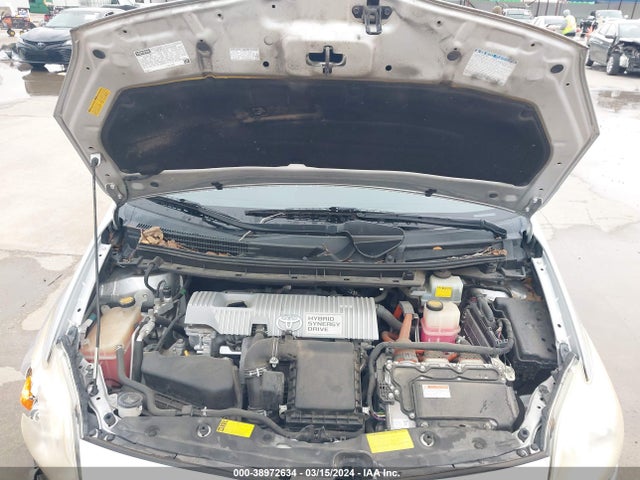 Toyota Prius Three 2014 JTDKN3DU8E1749882 Image 10