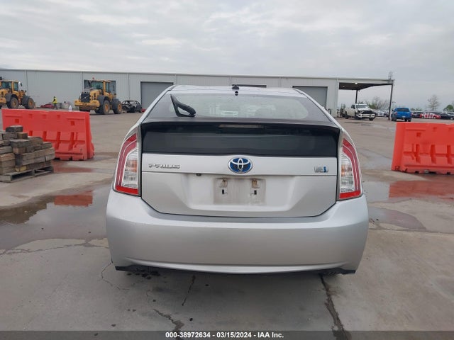 Toyota Prius Three 2014 JTDKN3DU8E1749882 Image 16