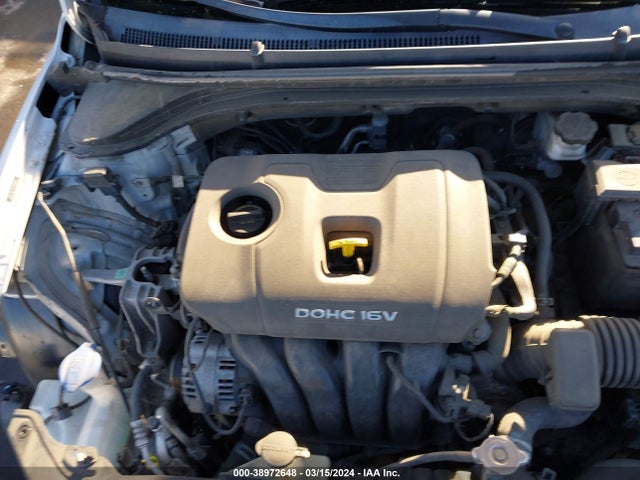 Hyundai ELANTRA SE 2017 5NPD74LF7HH088919 Image 10