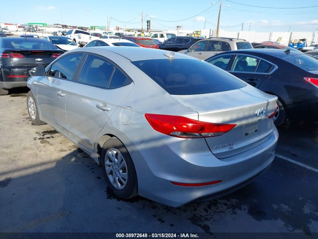 Hyundai ELANTRA SE 2017 5NPD74LF7HH088919 Image 3