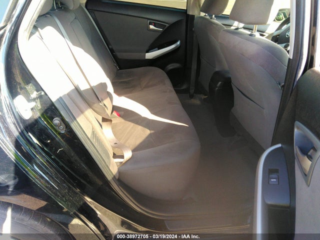 Toyota Prius Three 2014 JTDKN3DU1E1775305 Image 8