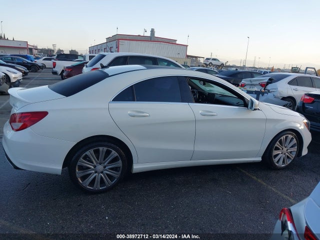 WDDSJ4GB0HN483692 Mercedes-Benz CLA 250 4MATIC