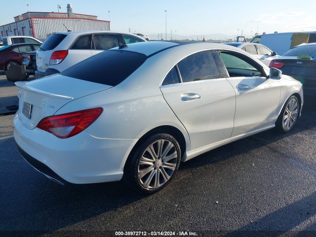 WDDSJ4GB0HN483692 Mercedes-Benz CLA 250 4MATIC