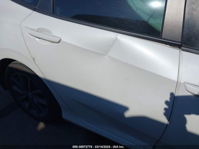 Honda CIVIC EX 2020 19XFC1F3XLE003654 Image 18