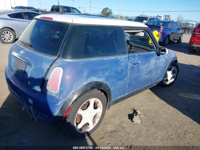 2005 MINI COOPER WMWRC33505TJ69350 Photo 3