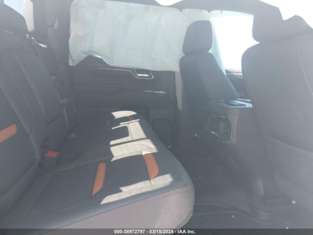 3GTUUEET5NG521711 GMC Sierra 1500 4wd  Short Box At4