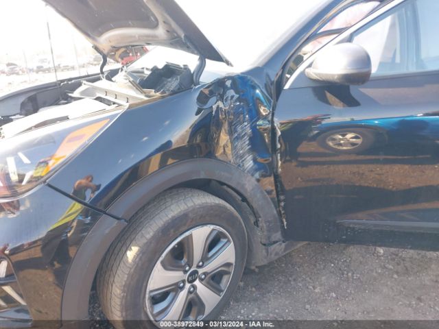 KNDCB3LC7L5362428 KIA NIRO LX