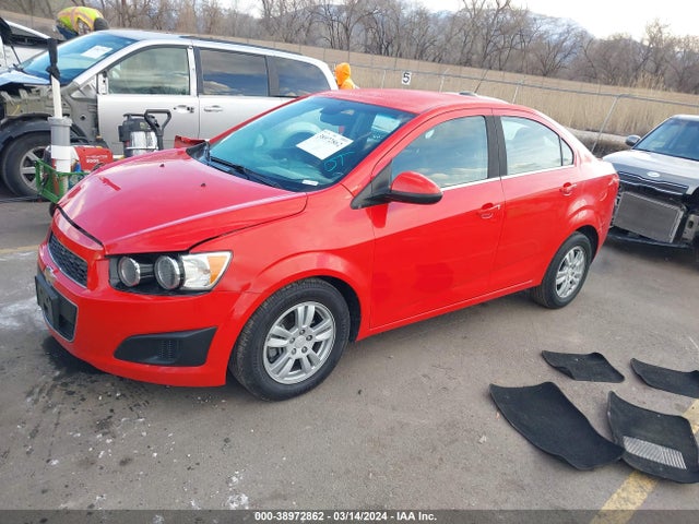 Chevrolet Sonic Lt Auto 2016 1G1JC5SG8G4183324 Image 2