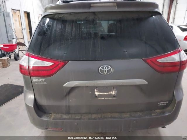 5TDDK3DCXFS105281 Toyota Sienna Limited 7 Passenger