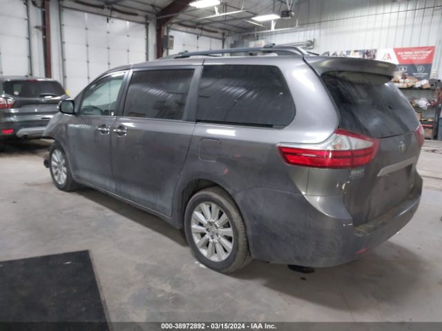 5TDDK3DCXFS105281 Toyota Sienna Limited 7 Passenger