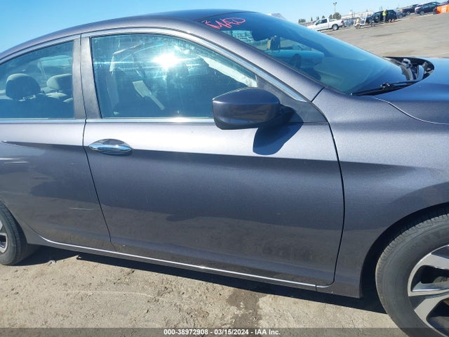 Honda ACCORD LX 2017 1HGCR2F37HA071154 Image 13