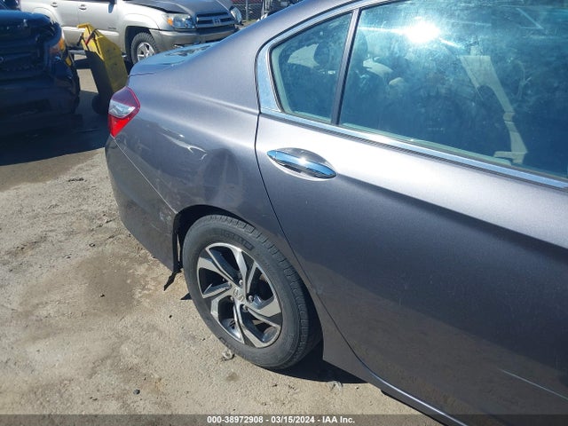 Honda ACCORD LX 2017 1HGCR2F37HA071154 Image 6