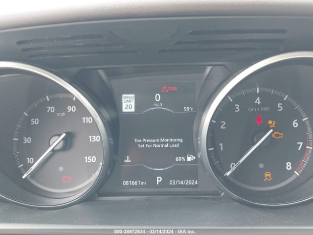 SALRRBBV8HA000182 Land Rover Discovery Hse
