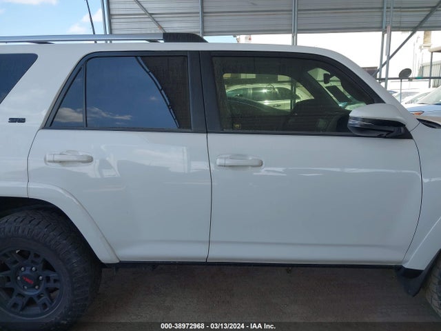 Toyota 4runner Sr5 Premium 2020 JTEZU5JR7L5215979 Image 13