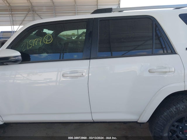Toyota 4runner Sr5 Premium 2020 JTEZU5JR7L5215979 Image 14