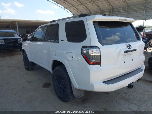 Toyota 4runner Sr5 Premium 2020 JTEZU5JR7L5215979 Image 3