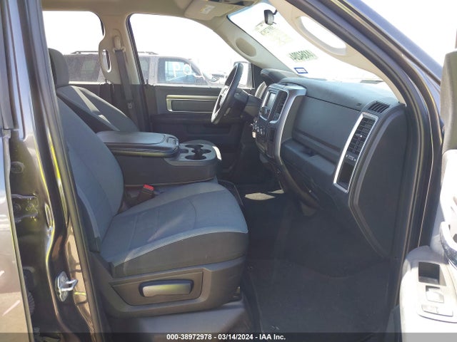 38972978 :رقم المزاد ، 1C6RR7TT0MS521426 vin ، 2021 Ram 1500 Classic Slt  4x4 6'4 Box مزاد بيع