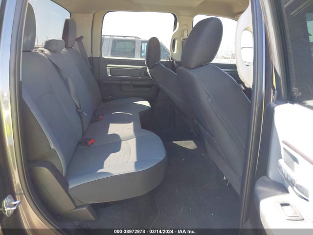 38972978 :رقم المزاد ، 1C6RR7TT0MS521426 vin ، 2021 Ram 1500 Classic Slt  4x4 6'4 Box مزاد بيع