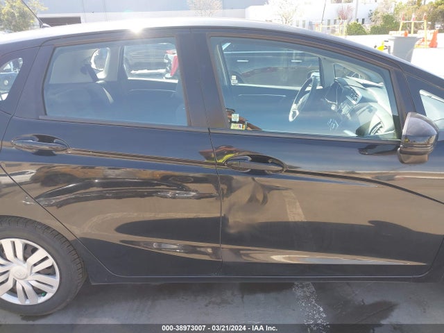 Honda FIT LX 2015 3HGGK5H55FM715384 Image 14